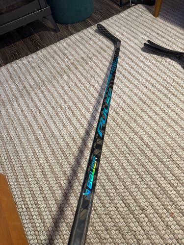 Senior Bauer Pulse Left Hand Hockey Stick P90TM 77 Flex (Used)