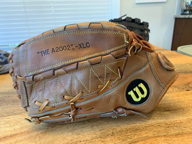 Wilson A2000 / 2002 XLC LHT dual hinge
Glove 12.25" - 12.5 pro Japan EUC left handed