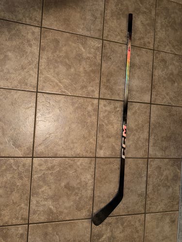 Intermediate CCM JetSpeed FT8 Pro Right Handed Hockey Stick P29 55 Flex (New)