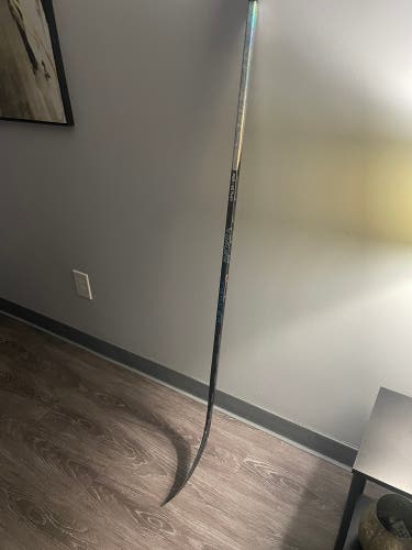 Junior Bauer Nexus Tracer Left Hand Hockey Stick 50 Flex (Used) but great condition