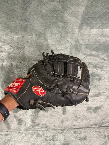 Black Rawlings Gold Glove Elite RH First Base Baseball Glove 12" (Used)