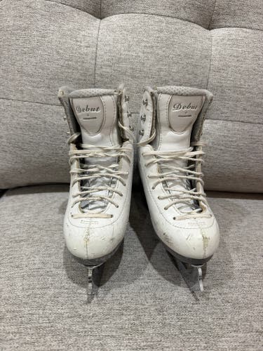 Jackson Ultima Debut Figure Skates coronation ace blades Junior 3 (Used)