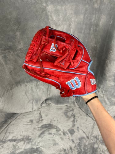 Red Wilson A500 LH Infield Baseball Glove 11.5" (Used)