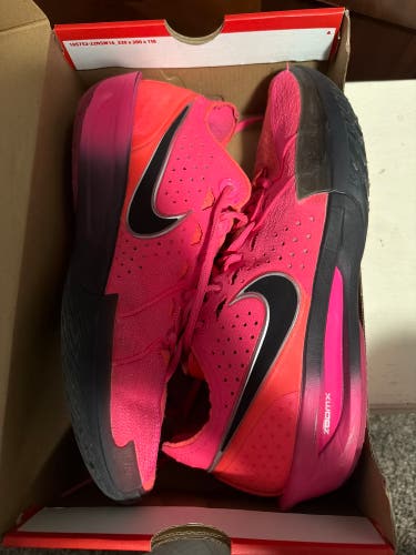 Men's Size M 11.0 (W 12.0) Nike GT Cut Shoes (Used)