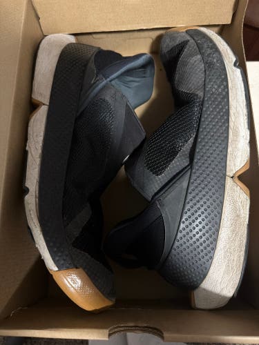 Black Men's Size M 11.0 (W 12.0) Adult Nike Golf Shoes (Used)
