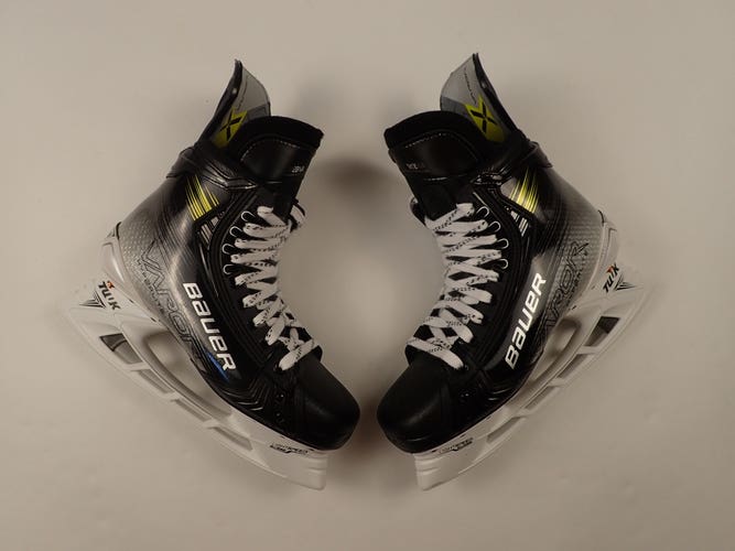 NEW MIC Bauer Hyperlite 2 Pro Stock Hockey NHL Skates Size 8.5 Fit 1 280 mm