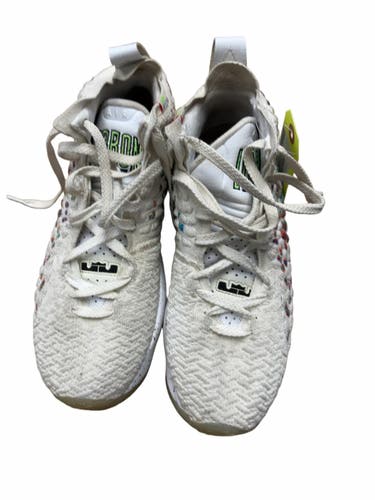 Nike LeBron 17 7Y White Basketball Shoes