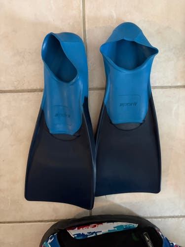 Fins / Flippers (Used)