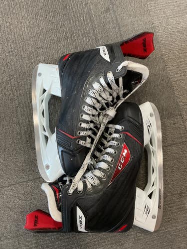 Used CCM RBZ 08 Senior Hockey Skate Black Senior 8 11614-S000243885