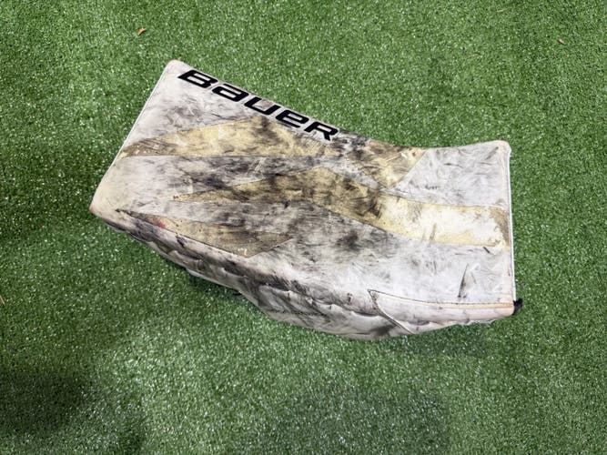 Senior Bauer Supreme Shadow Regular Goalie Blocker
