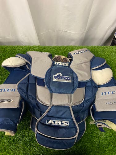 Senior Large Itech 8.8 Profile Pro Goalie Chest Protector (Used)