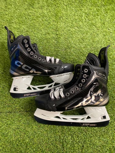 CCM Tacks XF Pro Hockey Skates | Senior Size 8 (Regular)
