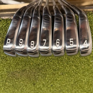Mizuno Pro 243 4-PW Iron Set, Nippon Modus Tour 120 Stiff Flex, RH