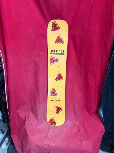 Snowboard: Vortex Freeride snowboard, 110cm.