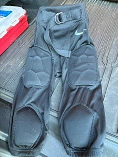 Black Unisex Small Youth Nike Team Defender Game Pants (Used)
