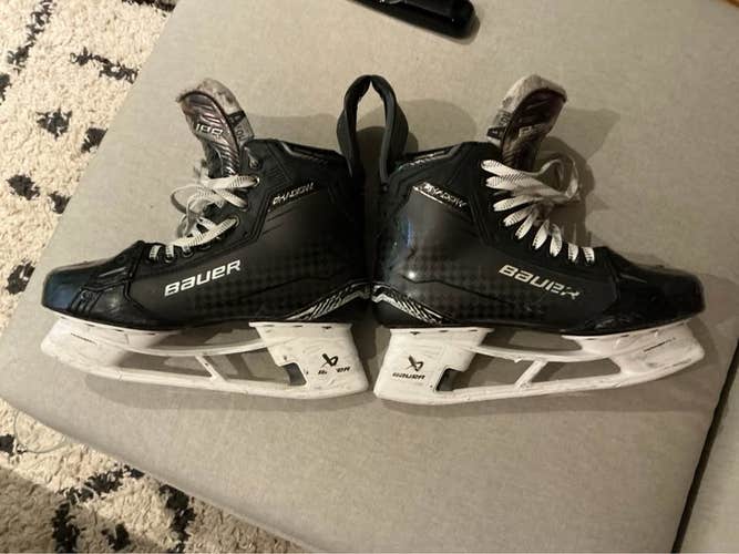 Bauer Supreme Shadow Hockey Skates Boot Only Size 10.5 Fit 1 (Used)