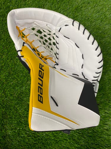 Intermediate Bauer SV Pro Goalie Glove | Regular (New)