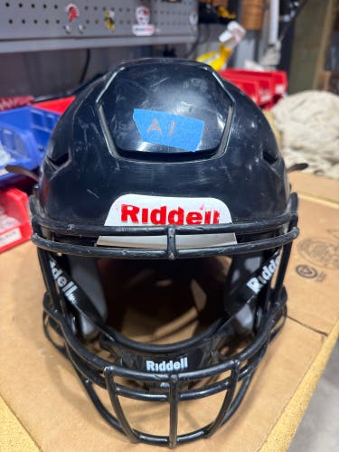 USED RIDDELL FLEX YOUTH HELMET - LARGE - BLACK
