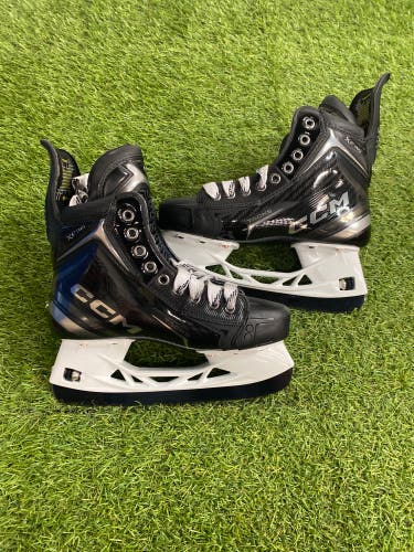 CCM Tacks XF Pro Hockey Skates | Intermediate Size 4 (Regular)