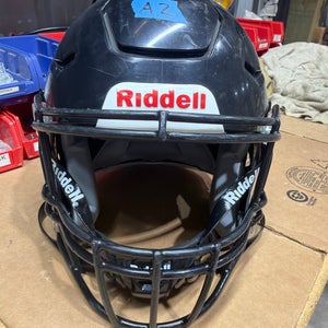 USED RIDDELL FLEX YOUTH HELMET - MEDIUM - BLACK