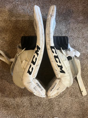 32" CCM Axis 1.9 Goalie Leg Pads (Used)