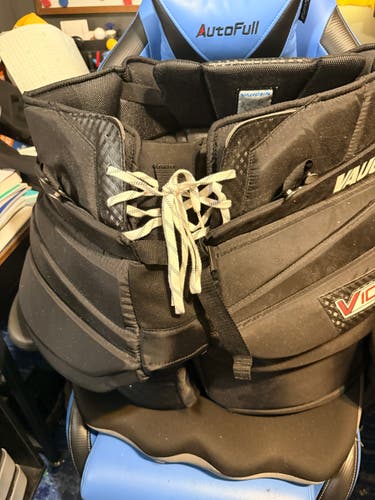 Senior XXL Vaughn V10 Pro Carbon Hockey Goalie Pants (Used)