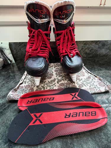 Bauer Vapor X4 FIT 1 8.5
