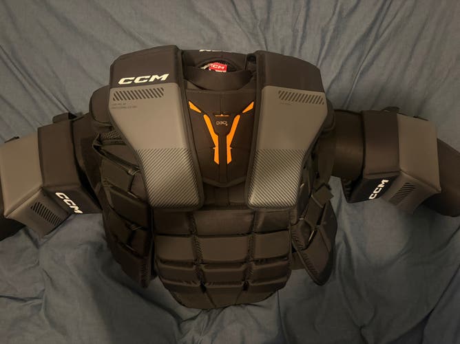 XL 2024 CCM Pro Spec Goalie Chest Protector (Used)