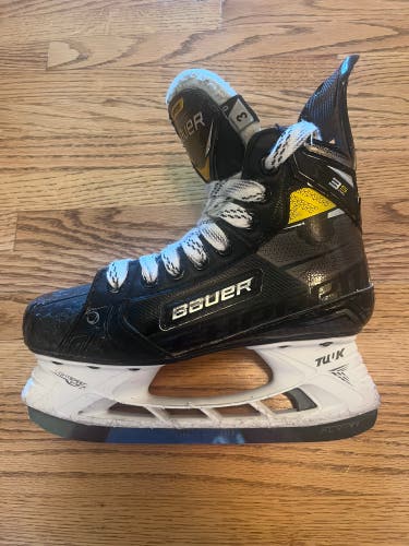 Bauer Supreme 3S Pro Hockey Skates Size 3 (Used)