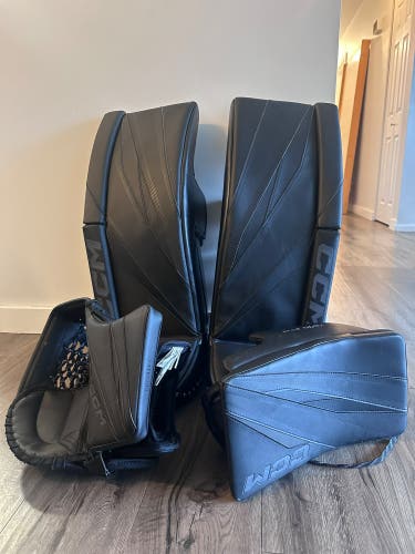 32" CCM Axis F9 Goalie Leg Pads (Used)