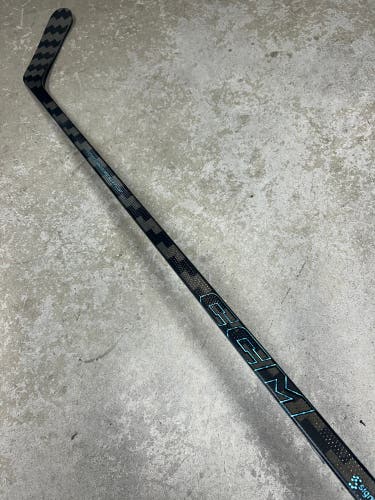 95 Flex P29M Senior CCM Vizion 2 Right Hand Hockey Stick NHL Pro Stock