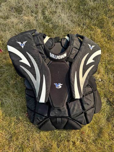 Vaughn Velocity V5 Goalie Chest Protector (Senior XL)