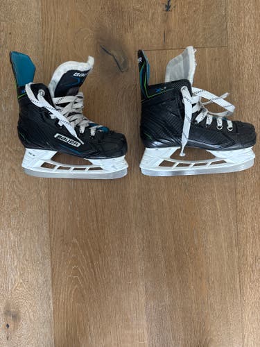 Black Bauer Hockey Skates 13 (Used)