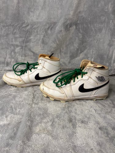White Men's Size M 10.0 (W 11.0) Nike Air Jordan High Top Footwear Molded Cleats (Used)
