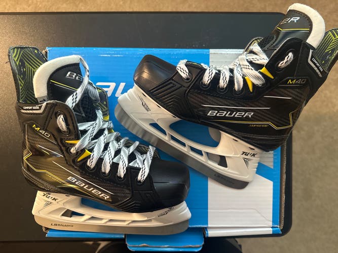 2024 Bauer Supreme M40 Hockey Skates Regular Width  Junior size 1.5 D (New)