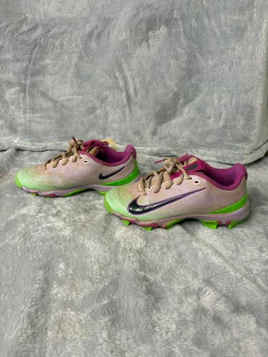 Purple Kid's 2Y (Big Kids / Youth) Youth Nike Low Top Footwear Molded Cleats (Used)