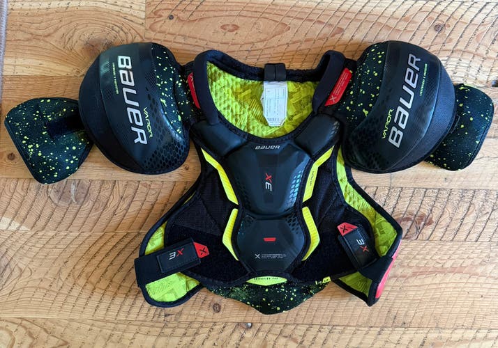 Bauer Vapor 3X Pro Shoulder Pads Junior Small (Used 1 Season)