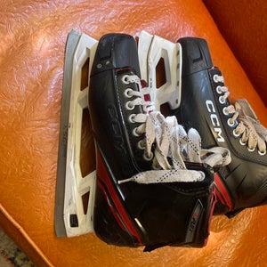 2023 CCM EFlex 6.5 Hockey Goalie Skates Regular Width 10 (Used)