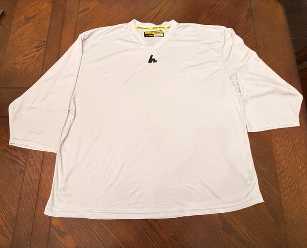 White Goalie Cut Adult Unisex Intermediate Howies Jersey (Used)