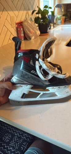 Black 2024 Bauer Vapor X5 Pro Hockey Skates Pro Stock Size 4 (Used) with extra set of steel