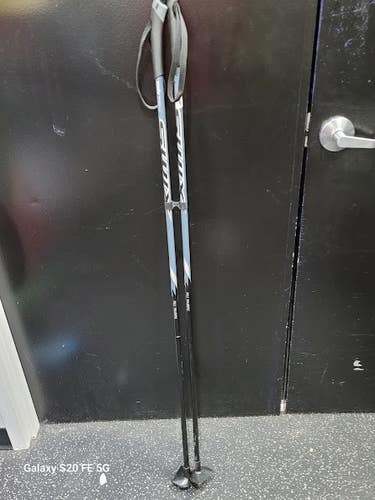 Used Swix NORDIC Mens XC Ski Poles White 145 cm / 57 in 11849-S000044152