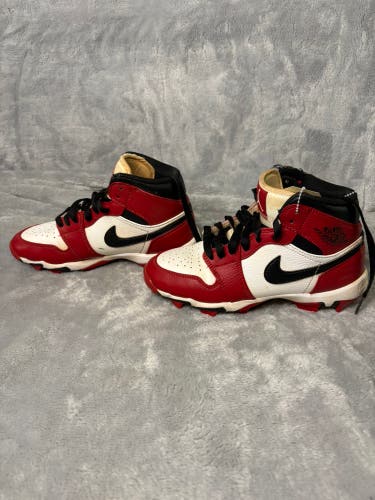 Red Kid's 4Y (Big Kids / Youth) Nike Air Jordan Footwear Molded Cleats (Used)