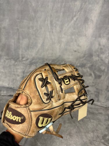 Brown Wilson A2000 LH Infield Baseball Glove 11.25" (Used)