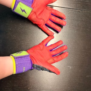 Youth Medium Batting Gloves (Lightly Used)
