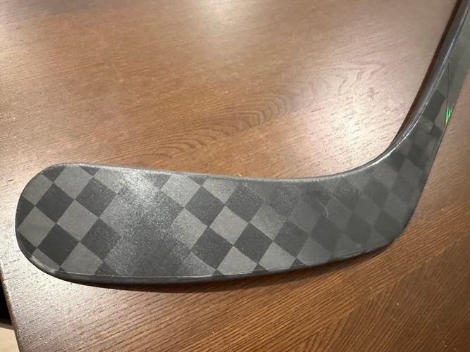 Intermediate Bauer Nexus Tracer Left Hand Hockey Stick P92 65 Flex (Used)