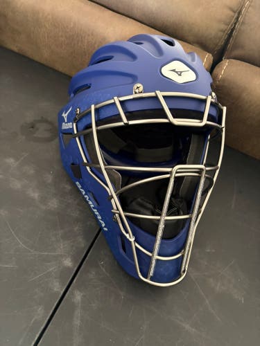 Mizuno Catcher's Mask (New)