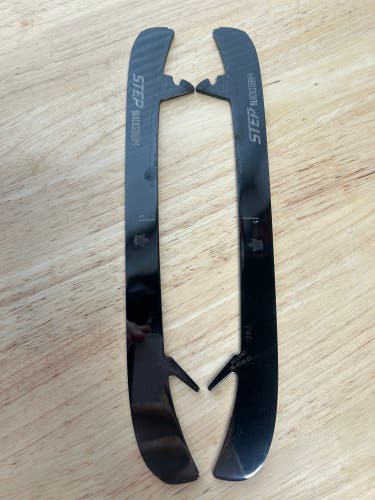CCM Black Step Steel 263mm Toronto Maple Leafs Pro Stock Skate Blades / Runners (New)