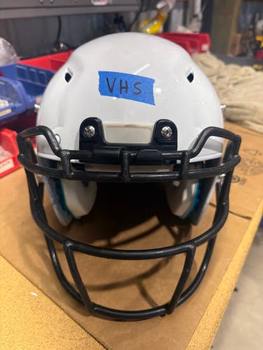 USED SCHUTT VENGEANCE PRO ADULT FOOTBALL HELMET - MEDIUM - WHITE METALLIC - REJECT