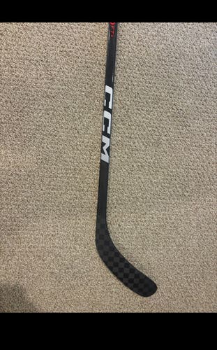 Senior CCM JetSpeed Team Right Handed Hockey Stick P88 75 Flex (New)