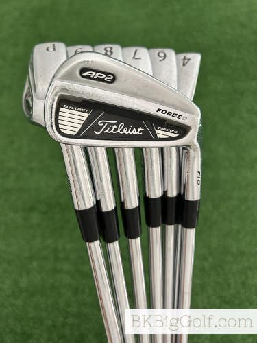 Titleist AP2 710 Forged Iron Set 4-P / Dynamic Gold S300 Stiff